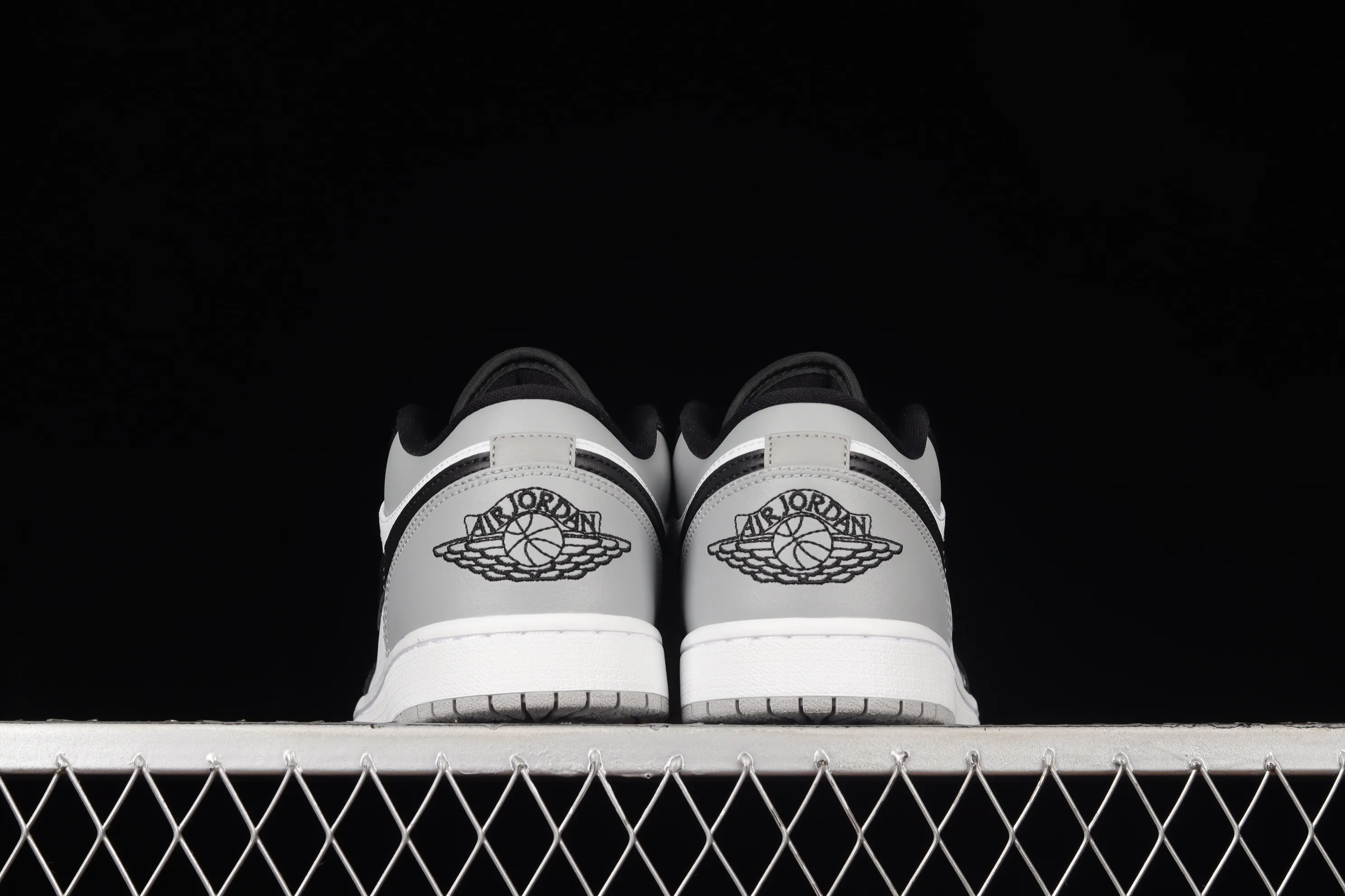 All categories Air Jordan Jordan series basketball shoes Air Jordan 1 Low G version pure original Air Jordan Low "Shadow Toe" AJ1 Joe 1 new black and gray low-top cultural sneakers 553558-052